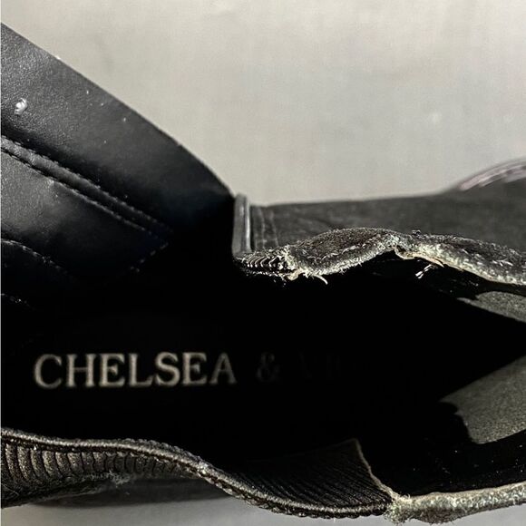 Chelsea & Violet Lottie Suede Lug Sole Platform Chelsea Booties womens size 9.5 - Picture 6 of 9